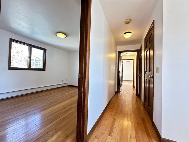 24 Hemlock Dr, Natick, MA 01760