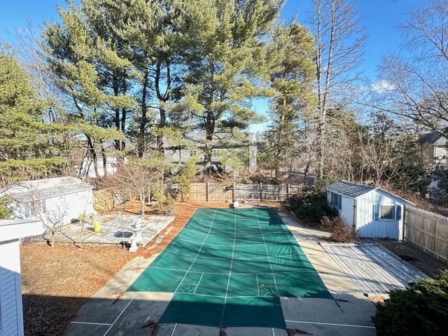 24 Hemlock Dr, Natick, MA 01760