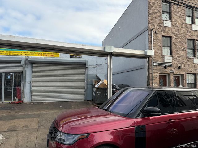 13101 Farmers blvd Boulevard, Jamaica, NY 11434