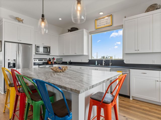 2023 County Road 201, Sargent, TX 77414