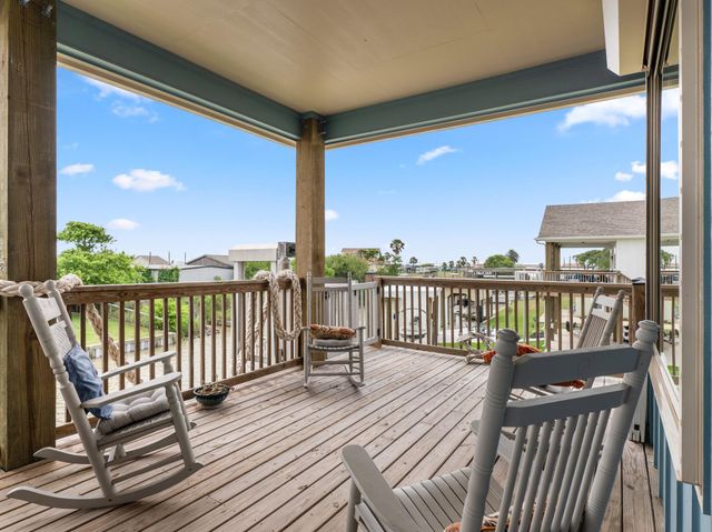 2023 County Road 201, Sargent, TX 77414