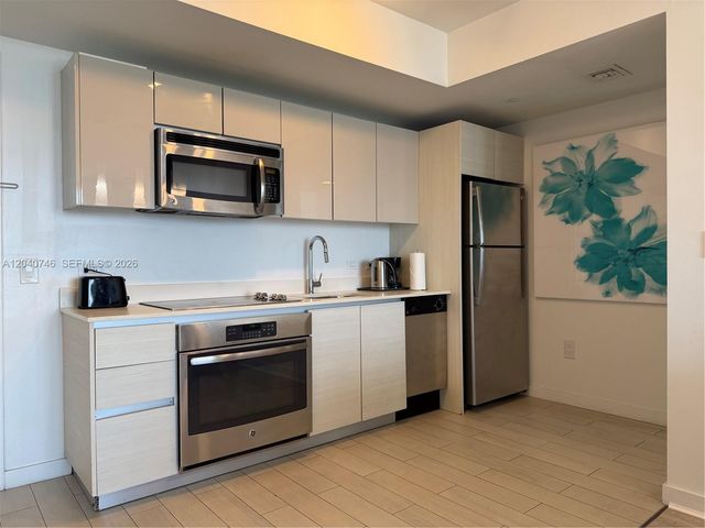 2602 E Hallandale Beach Blvd R1910, Hallandale Beach, FL 33009
