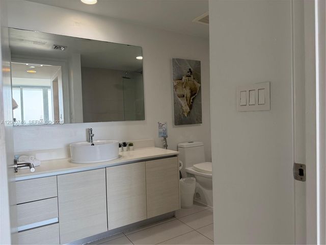 2602 E Hallandale Beach Blvd R1910, Hallandale Beach, FL 33009