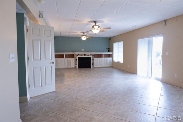 4947 S Point Road, Washington, MO 63090