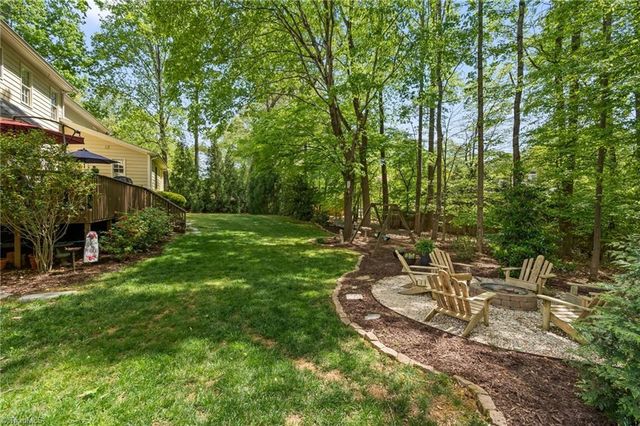 2803 Hackney Way, Jamestown, NC 27282