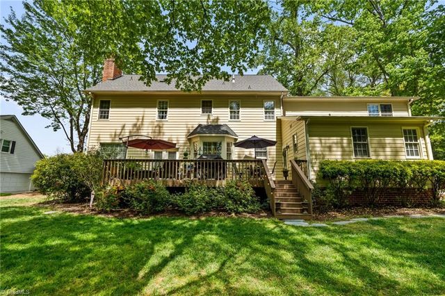 2803 Hackney Way, Jamestown, NC 27282