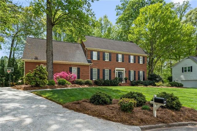 2803 Hackney Way, Jamestown, NC 27282