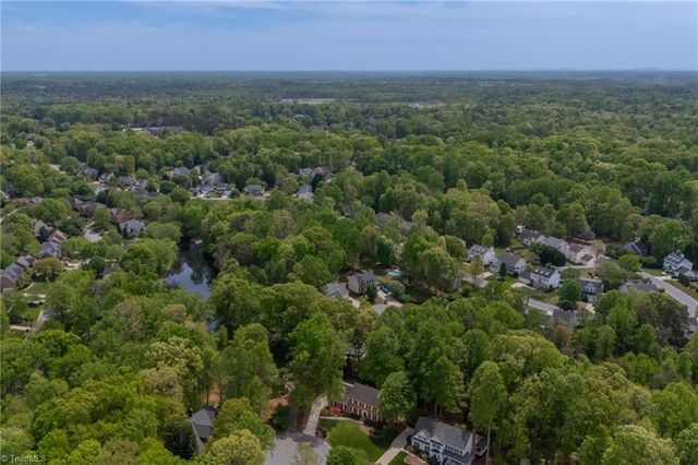 2803 Hackney Way, Jamestown, NC 27282