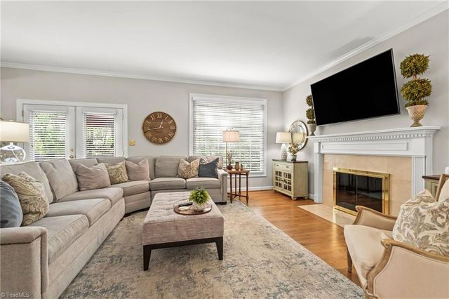 2803 Hackney Way, Jamestown, NC 27282