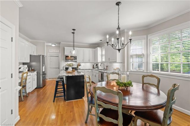 2803 Hackney Way, Jamestown, NC 27282