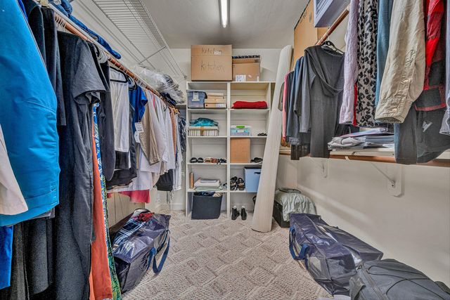 3050 McVitty Forest Dr Apt 106, Roanoke, VA 24018