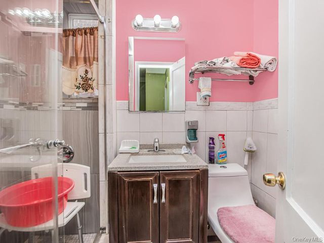 1012 E 225th Street, Bronx, NY 10466