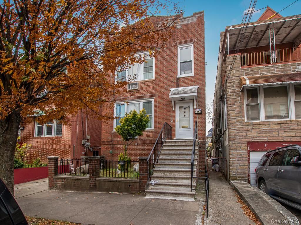 1012 E 225th Street, Bronx, NY 10466