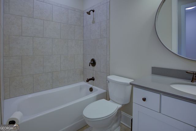 208 Silver Maple Court, Peachtree City, GA 30269