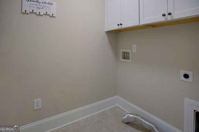 208 Silver Maple Court, Peachtree City, GA 30269