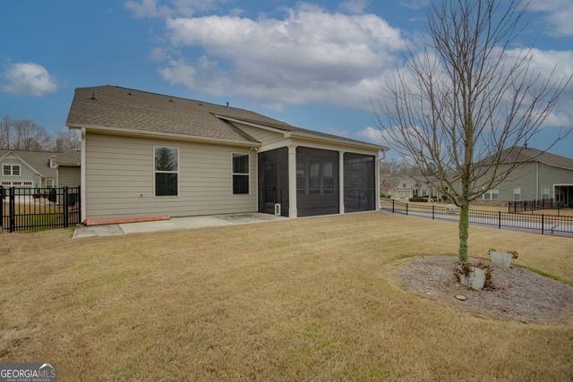 208 Silver Maple Court, Peachtree City, GA 30269