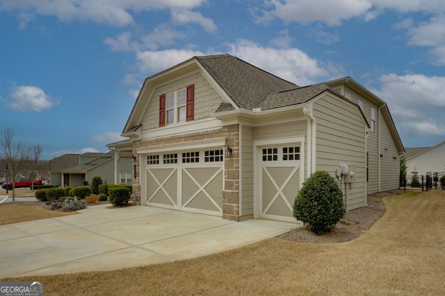 208 Silver Maple Court, Peachtree City, GA 30269