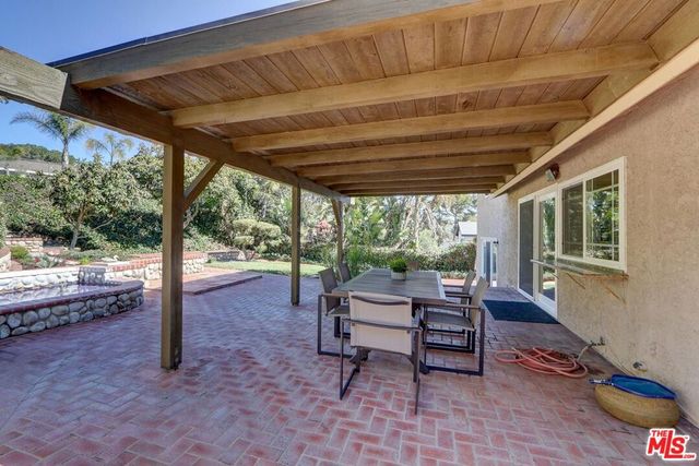 1771 Calle Artigas, Thousand Oaks, CA 91360