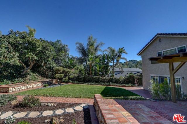 1771 Calle Artigas, Thousand Oaks, CA 91360
