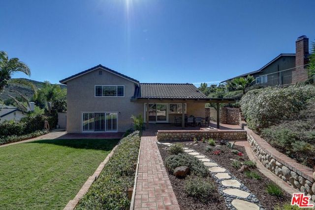 1771 Calle Artigas, Thousand Oaks, CA 91360