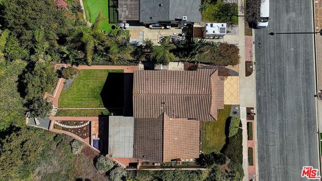 1771 Calle Artigas, Thousand Oaks, CA 91360