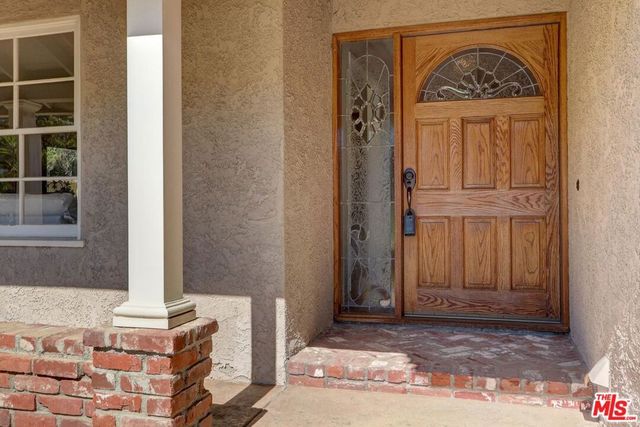 1771 Calle Artigas, Thousand Oaks, CA 91360