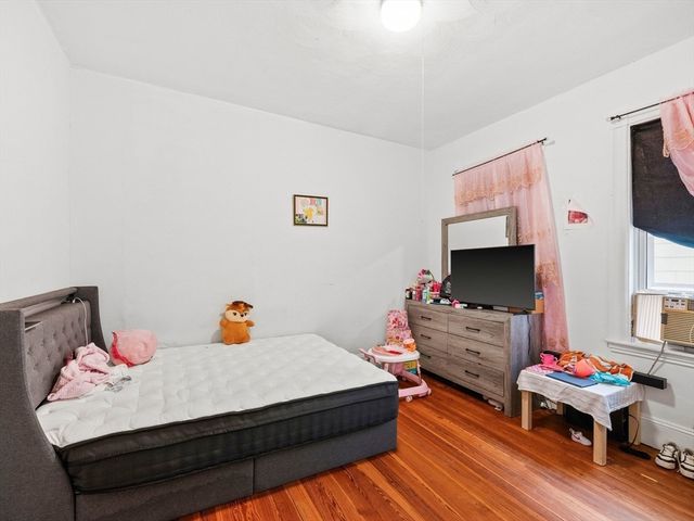 72 Sagamore Ave, Chelsea, MA 02150