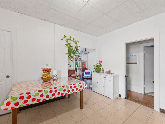72 Sagamore Ave, Chelsea, MA 02150