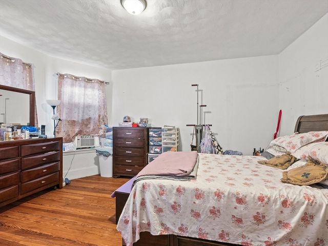 72 Sagamore Ave, Chelsea, MA 02150