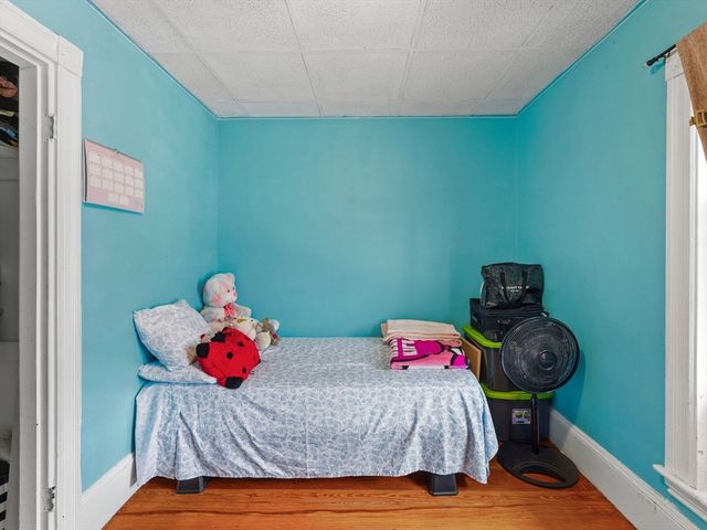 72 Sagamore Ave, Chelsea, MA 02150