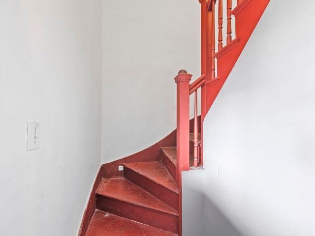 72 Sagamore Ave, Chelsea, MA 02150