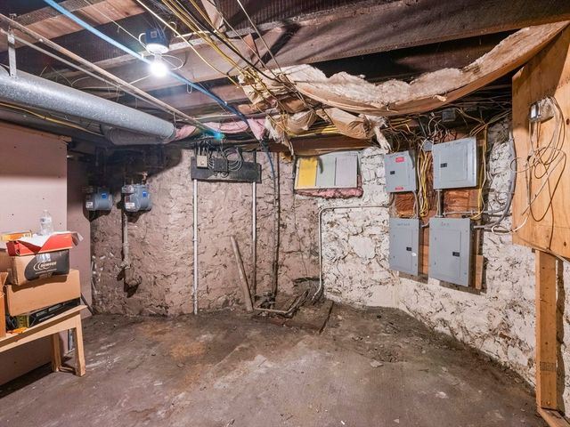 72 Sagamore Ave, Chelsea, MA 02150