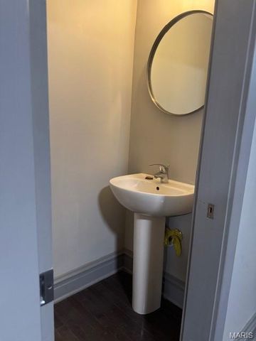 4336 McRee Avenue, St Louis, MO 63110