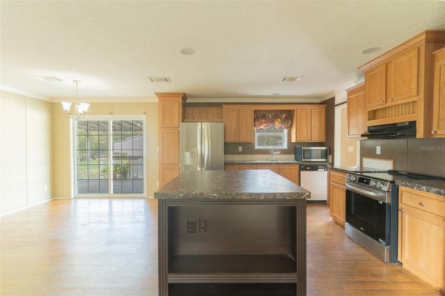 17794 COMMONWEALTH AVENUE N, Polk City, FL 33868