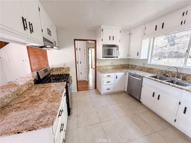22360 Briarwood, Crestline, CA 92325