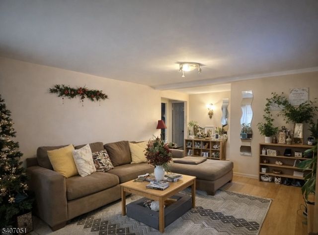 18 Garfield Park 18a, Edison Twp., NJ 08837