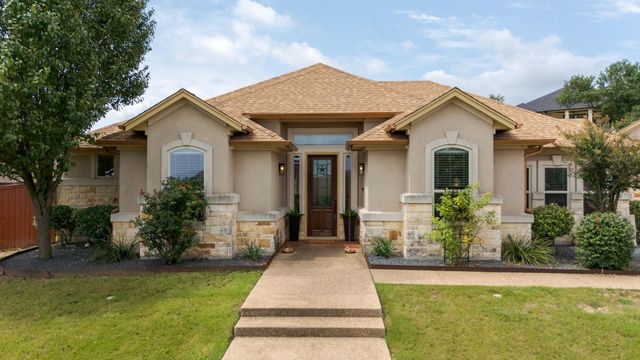 1135 Redleaf DR, Nolanville, TX 76559