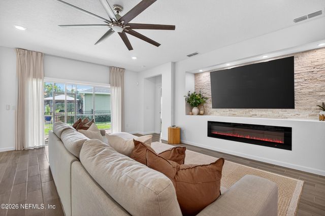 3806 FEATHERSTONE Court, Middleburg, FL 32068