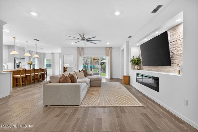 3806 FEATHERSTONE Court, Middleburg, FL 32068