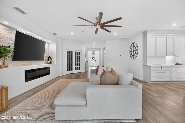 3806 FEATHERSTONE Court, Middleburg, FL 32068