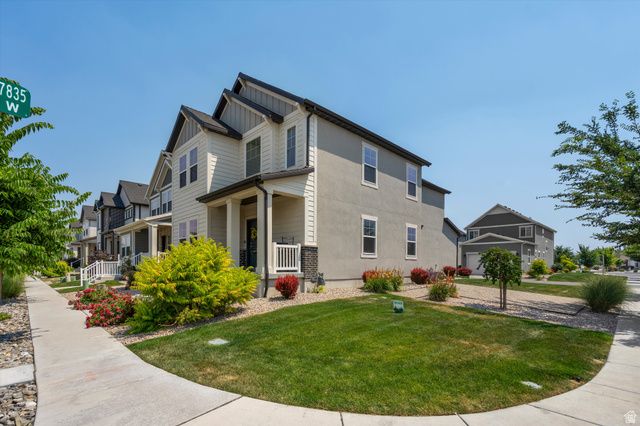 7831 W KING TOP RD, Magna, UT 84044