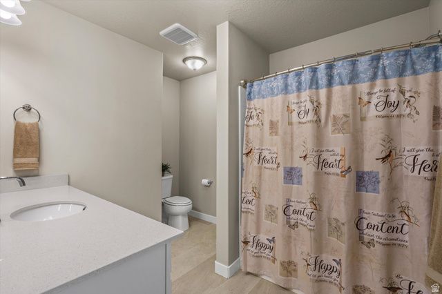 7831 W KING TOP RD, Magna, UT 84044