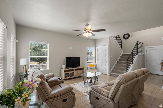 7831 W KING TOP RD, Magna, UT 84044