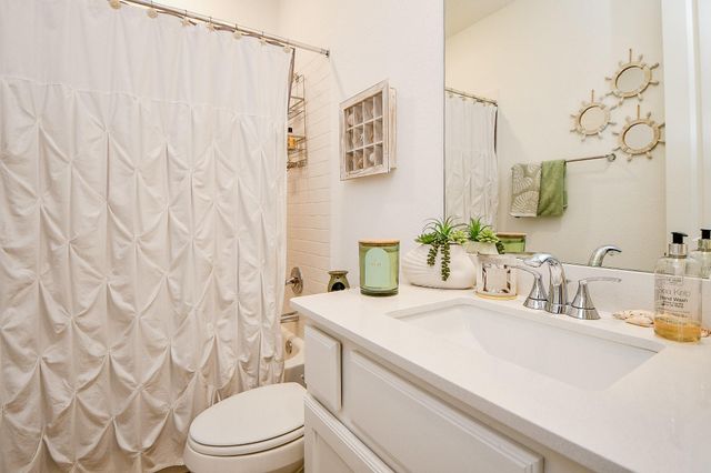 5102 Pomegranate Path, Manvel, TX 77578