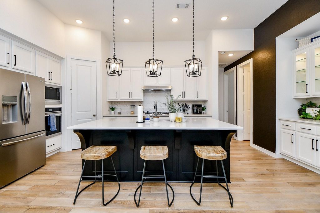 5102 Pomegranate Path, Manvel, TX 77578