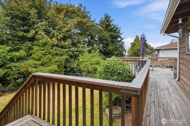 10247 10th Avenue S, Seattle, WA 98168