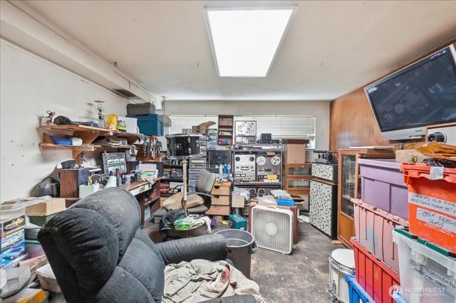 10247 10th Avenue S, Seattle, WA 98168