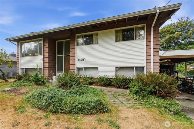 10247 10th Avenue S, Seattle, WA 98168