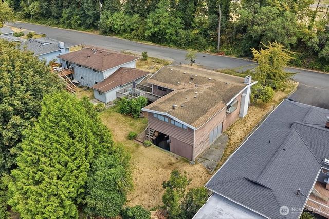 10247 10th Avenue S, Seattle, WA 98168