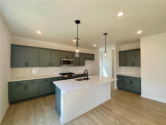 5328 Frontier Court, Flowery Branch, GA 30542